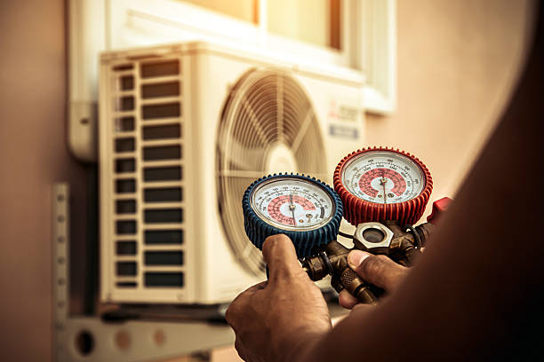 Professional Ductwork Repair technician working in Pomeroy, PA